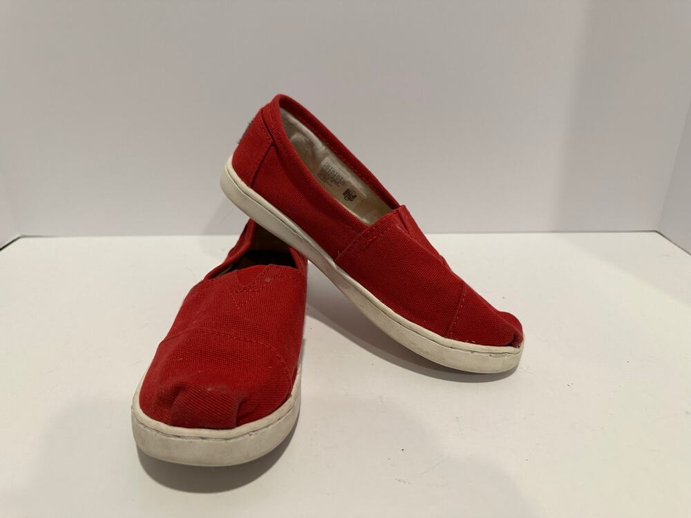 Girls Red Toms 1.5 shoes